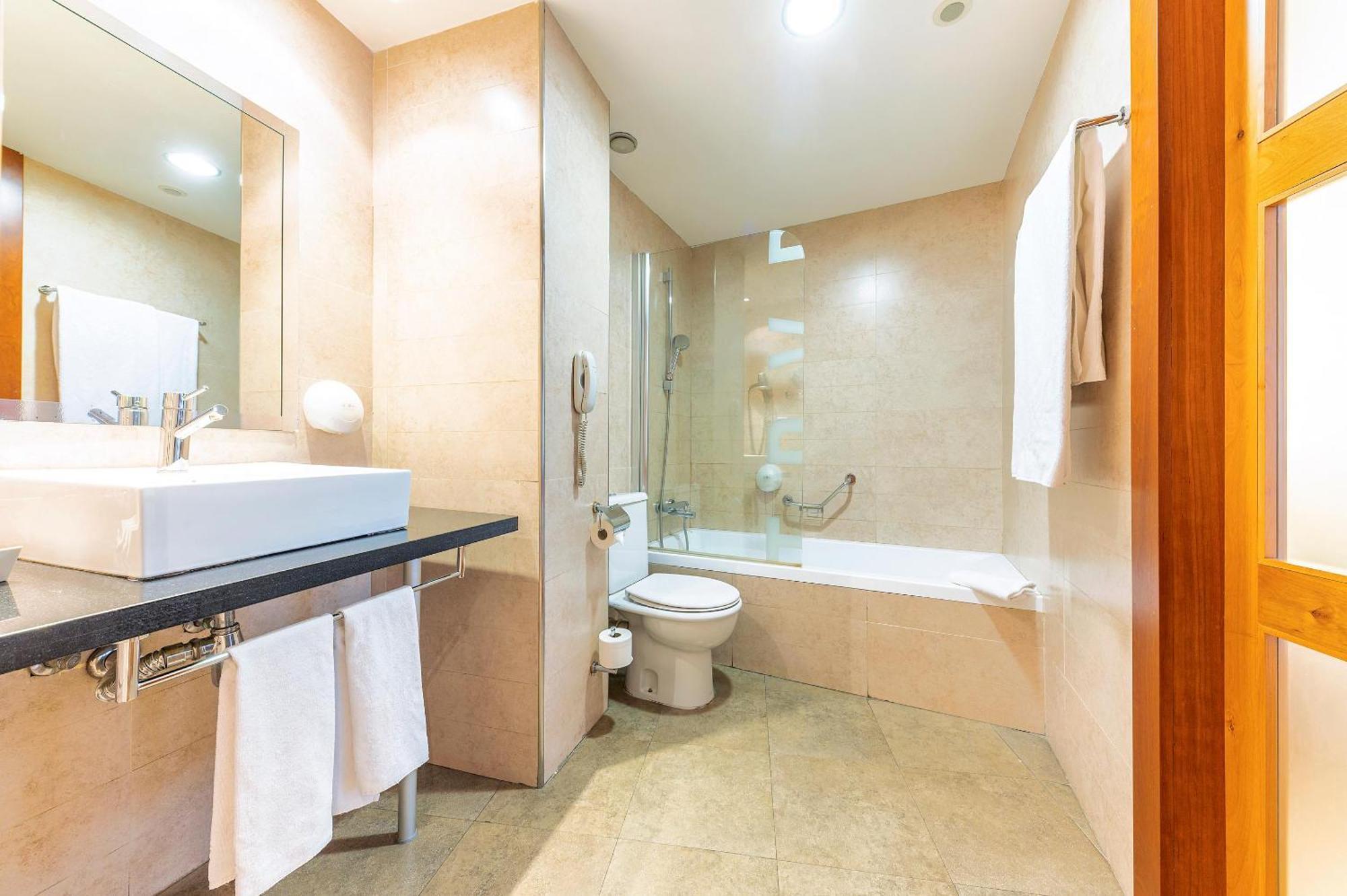 Port Azafata Valencia Otel Manises Dış mekan fotoğraf