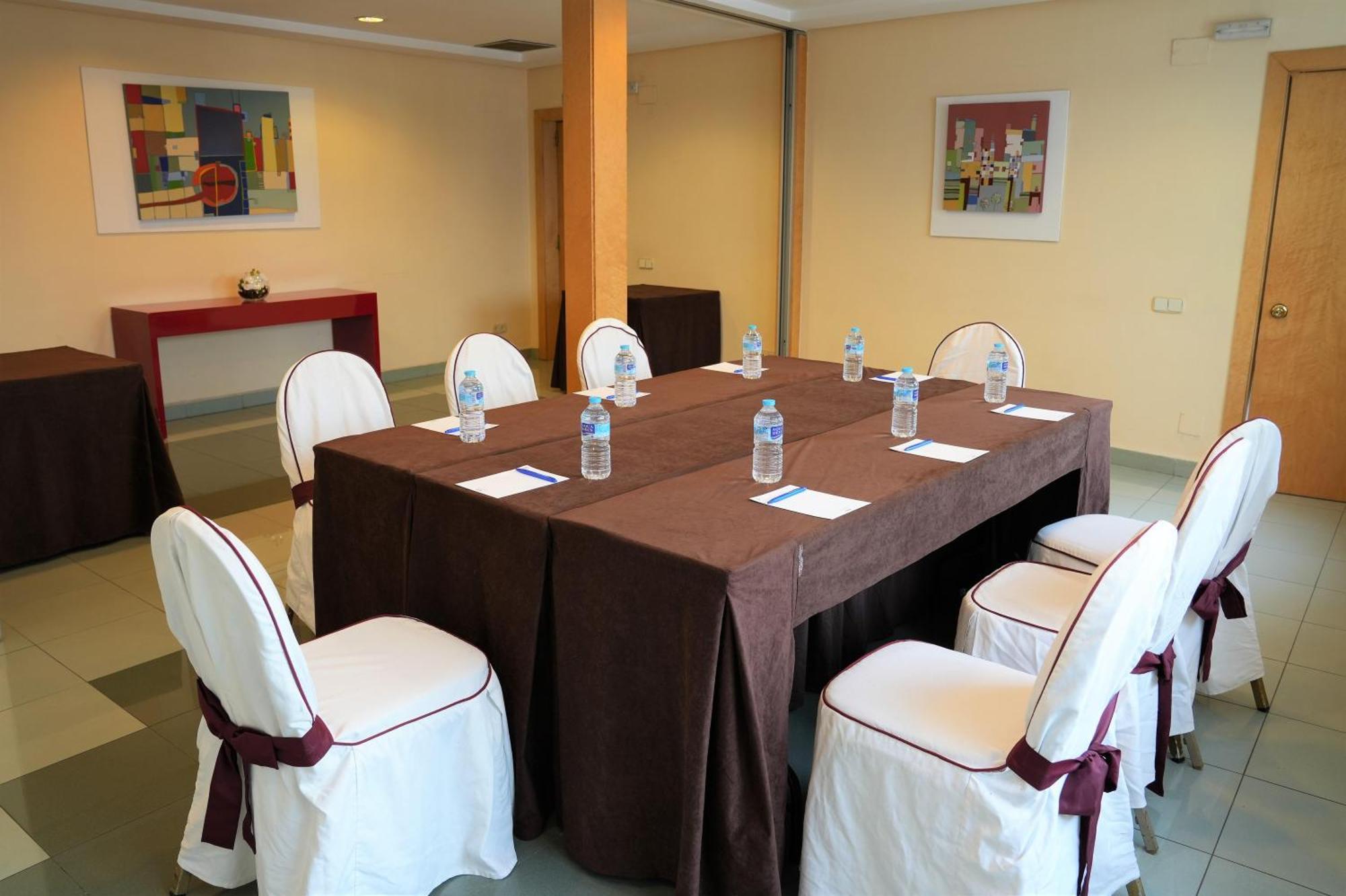 Port Azafata Valencia Otel Manises Dış mekan fotoğraf