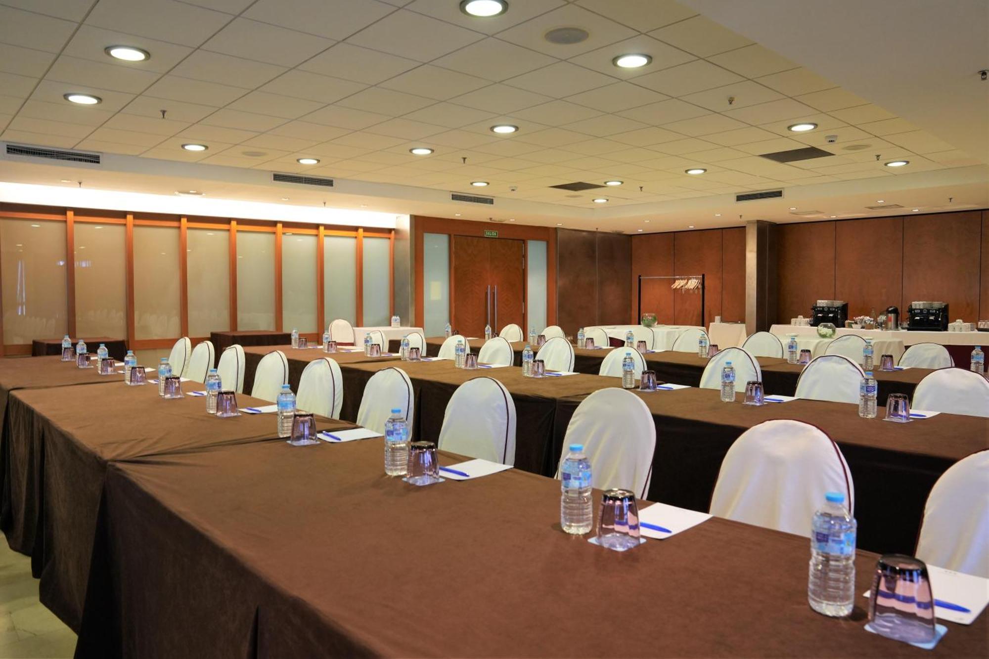 Port Azafata Valencia Otel Manises Dış mekan fotoğraf