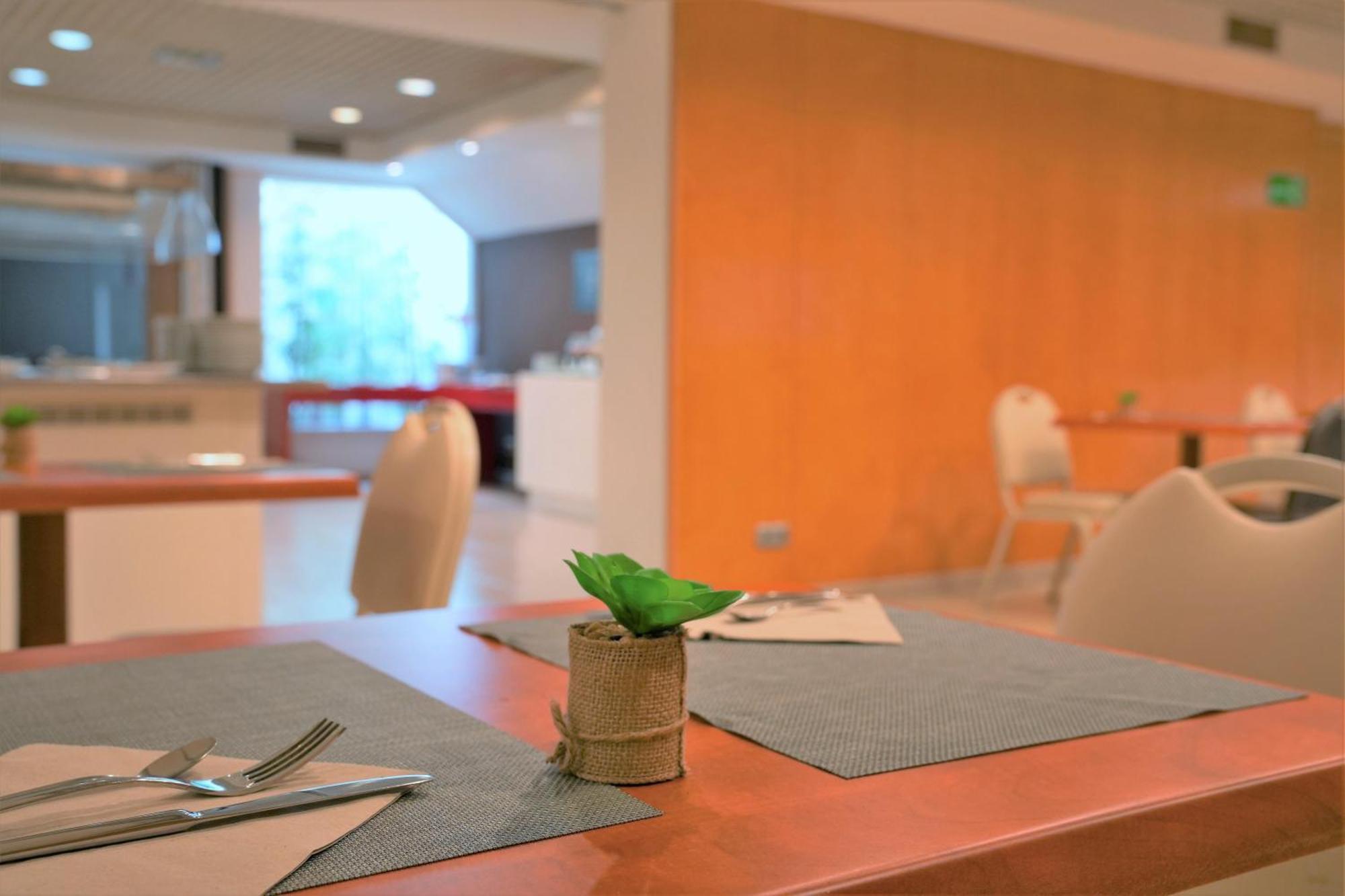 Port Azafata Valencia Otel Manises Dış mekan fotoğraf